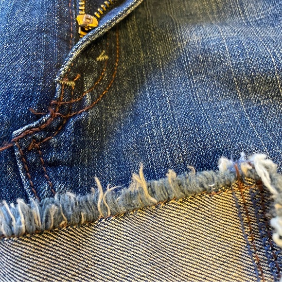 LEVI’S Denim Skirt two tone asymmetrical Sz 4 - Picture 2 of 8